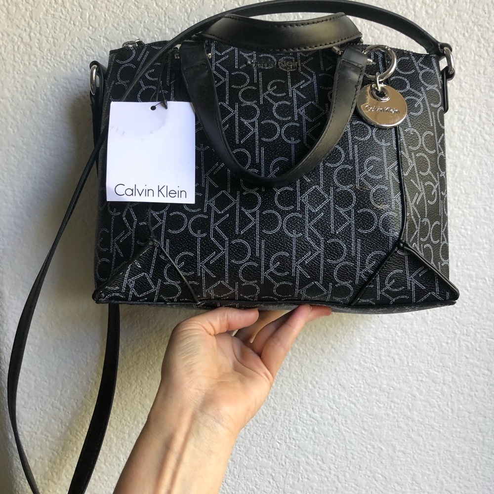 NWT Calvin Klein purse